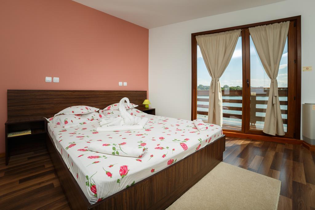 Hotel Insula Tulcea Quarto foto