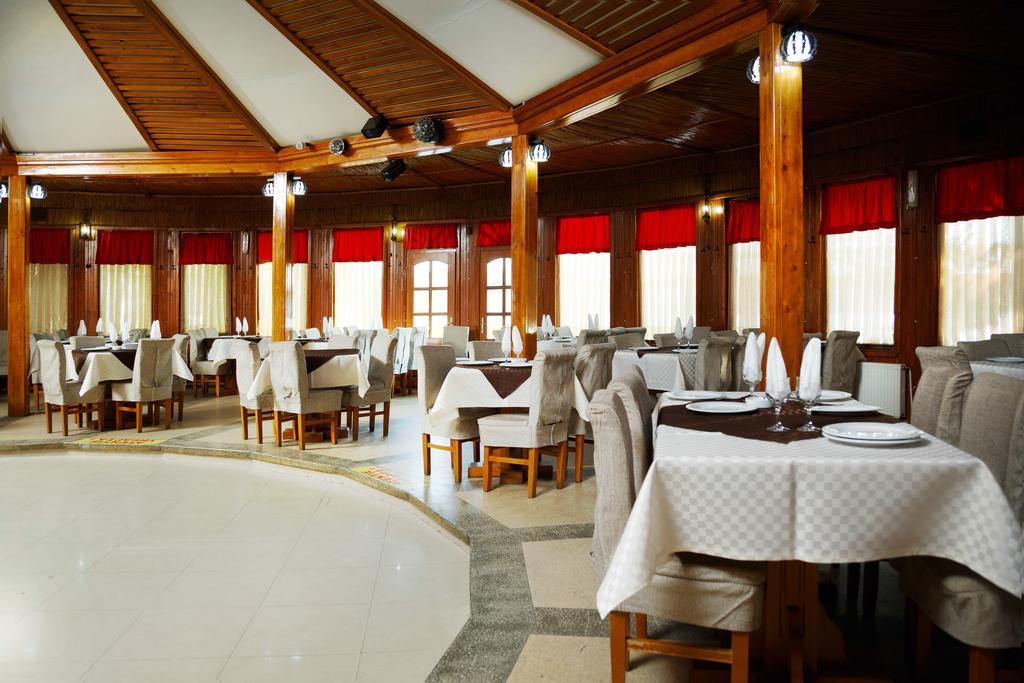 Hotel Insula Tulcea Exterior foto