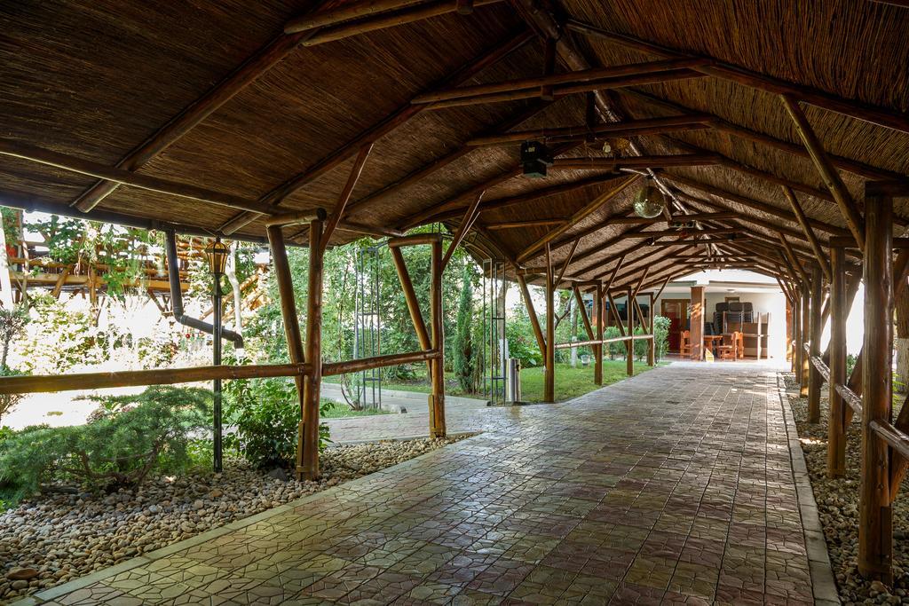 Hotel Insula Tulcea Exterior foto